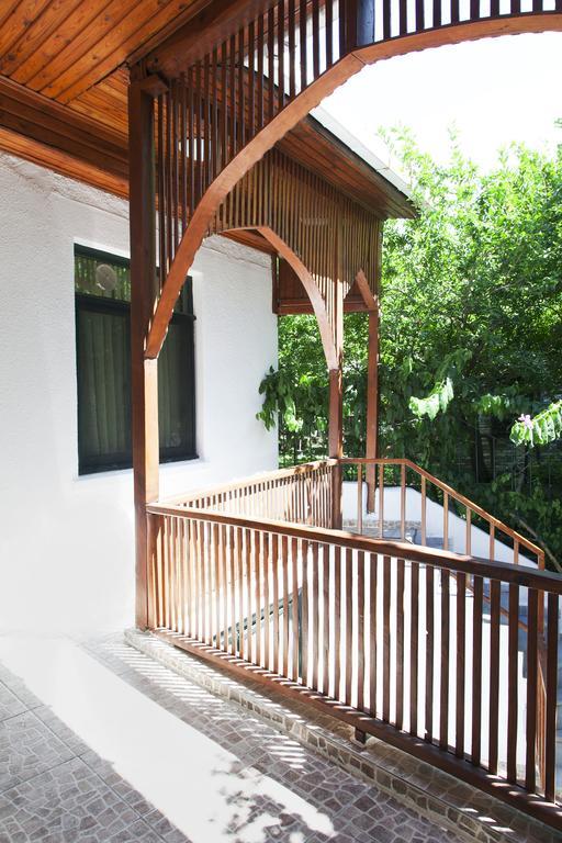 Orhan Kutbayin Evi Adalar Esterno foto