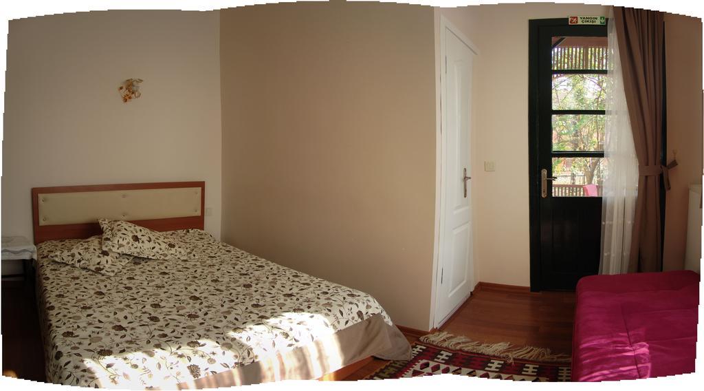 Orhan Kutbayin Evi Adalar Esterno foto